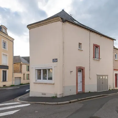 Le Movie - Proche Gare - 3 * Laval (Mayenne)